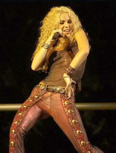   ,     , Shakira