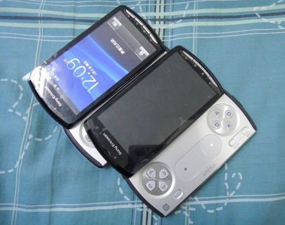       2013 ,     Sony Ericsson XPERIA Play