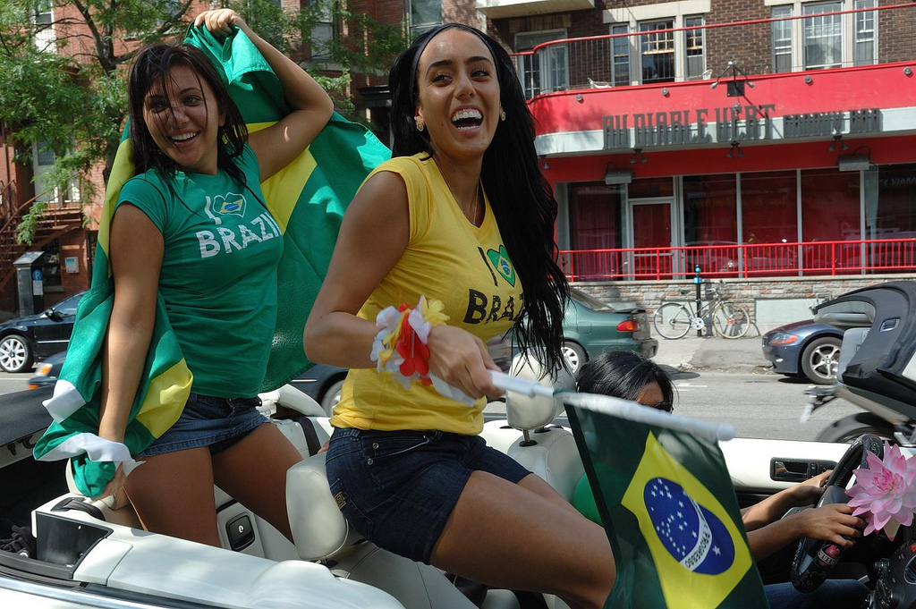   ,   , Girls Brazil