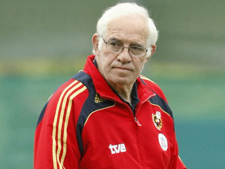 The death of Spanish coach Luis Aragones on Saturday 02/01/2014