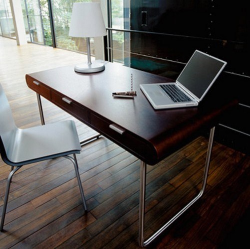 طاولة الكبيوتر جزءا أساسيا من ديكور البيت , ديكورات وتصميمات طاولة الكبيوتر 2015