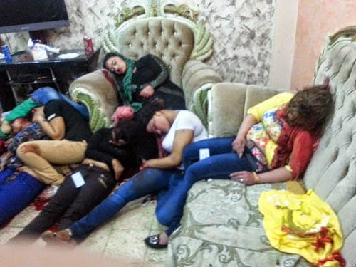 صور مقتل 29 امرأة فى شقة دعارة بالعراق على يد داعش